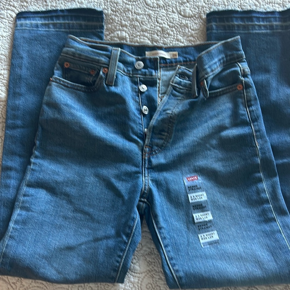 Levi’s Wedgie Straight